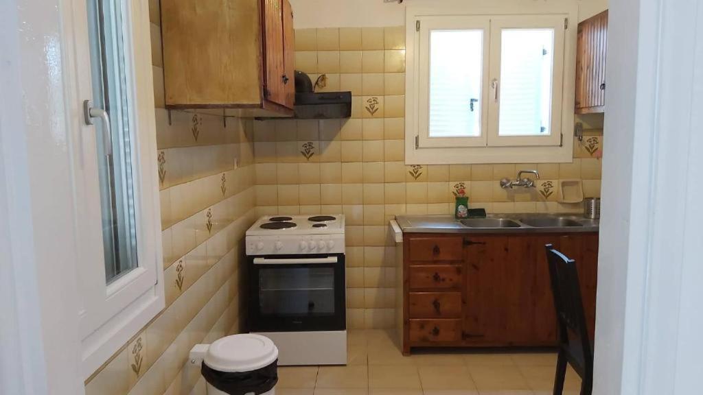 Kas Residence Renovated 2022 Spétses Eksteriør billede